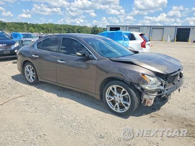 Czwarte zdjęcie samochodu z boku: 2013 NISSAN MAXIMA 3.5 SV VIN:1N4AA5AP0DC828912 - miniatura