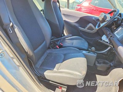 Zdjęcie 10 z 12 samochodu: 2015 SMART FORTWO PURE VIN:WMEEJ3BA4FK806741 - miniatura