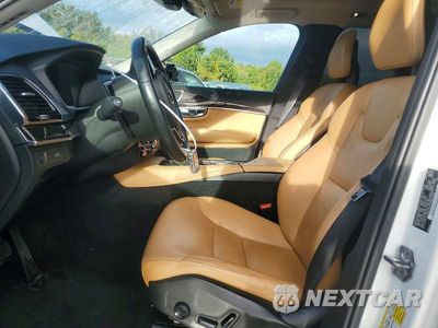 Zdjęcie 7 z 13 samochodu: 2016 VOLVO XC90 T6 VIN:YV4A22PK1G1015738 - miniatura