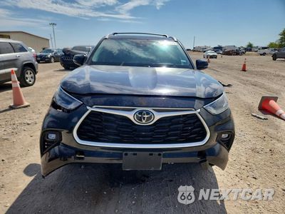 Piąte zdjęcie samochodu w środku: 2022 TOYOTA HIGHLANDER XLE VIN:5TDGZRBH3NS244242 - miniatura