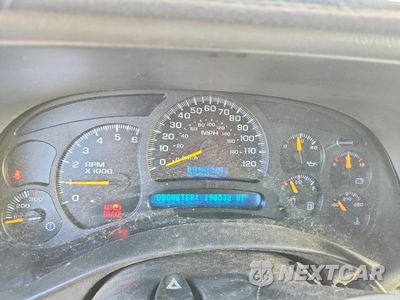 Zdjęcie 9 z 12 samochodu: 2003 CHEVROLET SILVERADO K1500 VIN:2GCEK19T231150672 - miniatura