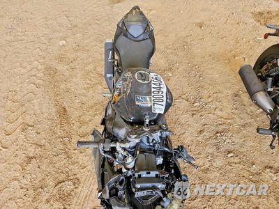 Piąte zdjęcie samochodu w środku: 2026 KAWASAKI ZX636 K VIN:JKBZXJK11TA016775 - miniatura
