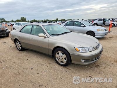 Czwarte zdjęcie samochodu z boku: 2000 LEXUS ES 300 VIN:JT8BF28G4Y0285638 - miniatura