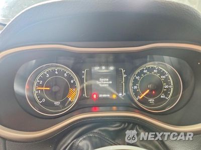 Zdjęcie 9 z 12 samochodu: 2014 JEEP CHEROKEE LATITUDE VIN:1C4PJMCS4EW297780 - miniatura