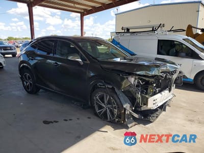 Czwarte zdjęcie samochodu z boku: 2025 LEXUS RX 350 BASE VIN:2T2BAMBAXSC059791 - miniatura