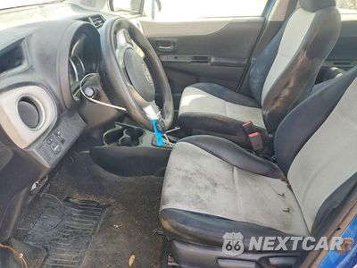 Zdjęcie 7 z 12 samochodu: 2012 TOYOTA YARIS 5-DOOR LE VIN:JTDKTUD34CD517164 - miniatura