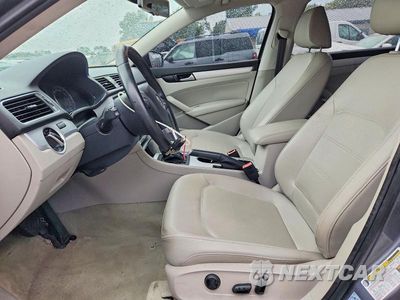 Zdjęcie 7 z 12 samochodu: 2013 VOLKSWAGEN PASSAT SE VIN:1VWBN7A31DC151264 - miniatura