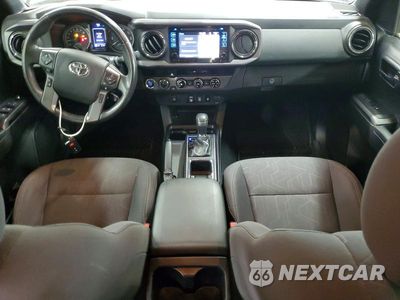 Zdjęcie 8 z 12 samochodu: 2018 TOYOTA TACOMA TRD SPORT VIN:5TFCZ5AN3JX162594 - miniatura