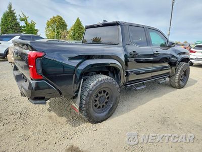 Trzecie zdjęcie samochodu z tyłu: 2026 TOYOTA TACOMA SR5 VIN:3TMLB5JN1TM212499 - miniatura