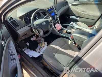 Zdjęcie 8 z 12 samochodu: 2013 HYUNDAI SONATA GLS VIN:5NPEB4AC3DH625887 - miniatura