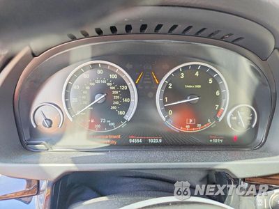 Zdjęcie 9 z 12 samochodu: 2015 BMW X5 XDRIVE35I VIN:5UXKR0C5XF0P09791 - miniatura