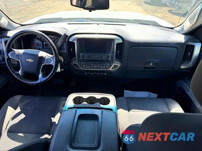 Zdjęcie 9 z 14 samochodu: 2018 CHEVROLET SILVERADO K1500 LT VIN:1GCVKREC3JZ211889 - miniatura
