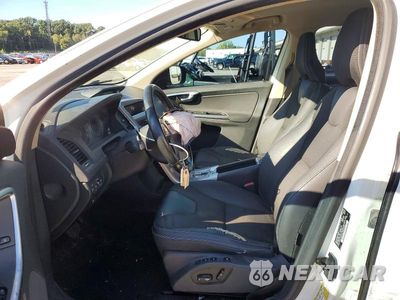 Zdjęcie 7 z 14 samochodu: 2010 VOLVO XC60 3.2 VIN:YV4982DL0A2106127 - miniatura