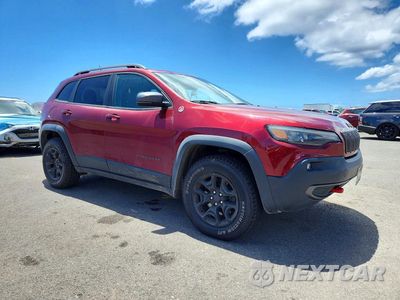 Czwarte zdjęcie samochodu z boku: 2019 JEEP CHEROKEE TRAILHAWK VIN:1C4PJMBXXKD101006 - miniatura
