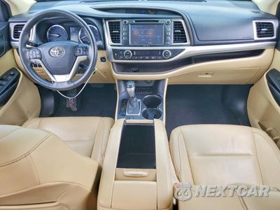Zdjęcie 8 z 13 samochodu: 2015 TOYOTA HIGHLANDER XLE VIN:5TDKKRFH6FS079622 - miniatura