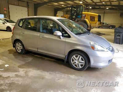 Czwarte zdjęcie samochodu z boku: 2008 HONDA FIT VIN:JHMGD384X8S066386 - miniatura