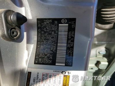 Zdjęcie 13 z 13 samochodu: 2018 TOYOTA COROLLA VIN:JTNKARJE7JJ553238 - miniatura