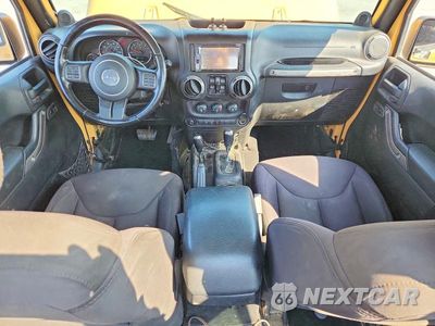 Zdjęcie 8 z 13 samochodu: 2014 JEEP WRANGLER UNLIMITED SPORT VIN:1C4HJWDG2EL194501 - miniatura