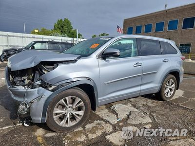 2015 TOYOTA HIGHLANDER LE PLUS 5TDBKRFH6FS090653 - główne zdjęcie licytacji z USA - miniatura