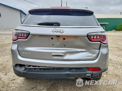 Zdjęcie 6 z 13 samochodu: 2019 JEEP COMPASS LATITUDE VIN:3C4NJDBB1KT847110 - miniatura
