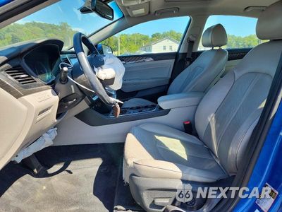 Zdjęcie 7 z 12 samochodu: 2019 HYUNDAI SONATA LIMITED VIN:5NPE34AF8KH736049 - miniatura