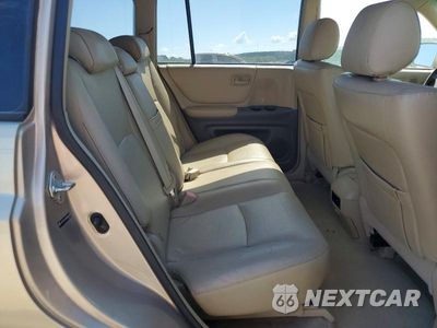 Zdjęcie 10 z 12 samochodu: 2004 TOYOTA HIGHLANDER BASE VIN:JTEGP21A340032634 - miniatura