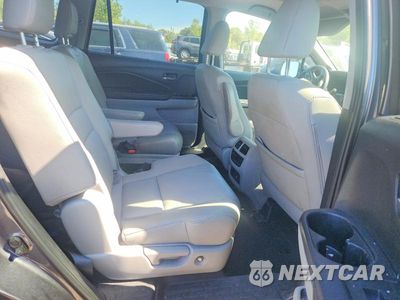 Zdjęcie 11 z 13 samochodu: 2019 HONDA PILOT TOURING VIN:5FNYF6H63KB094120 - miniatura