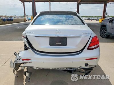 Zdjęcie 6 z 12 samochodu: 2018 MERCEDES-BENZ E 300 4MATIC VIN:WDDZF4KBXJA470646 - miniatura