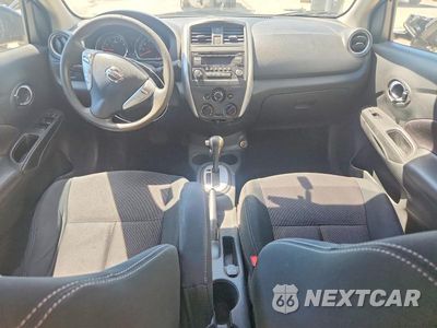 Zdjęcie 8 z 12 samochodu: 2017 NISSAN VERSA 1.6 SV VIN:3N1CN7AP3HL814454 - miniatura