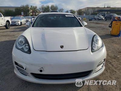 Piąte zdjęcie samochodu w środku: 2011 PORSCHE PANAMERA 2 VIN:WP0AA2A7XBL013414 - miniatura