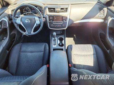 Zdjęcie 8 z 12 samochodu: 2018 NISSAN ALTIMA 2.5 S VIN:1N4AL3AP0JC101781 - miniatura