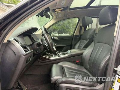 Zdjęcie 7 z 14 samochodu: 2019 BMW X7 XDRIVE40I VIN:5UXCW2C5XKL084746 - miniatura