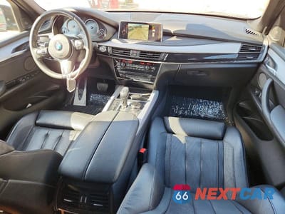 Zdjęcie 8 z 13 samochodu: 2016 BMW X5 XDRIVE50I VIN:5UXKR6C58G0J82404 - miniatura