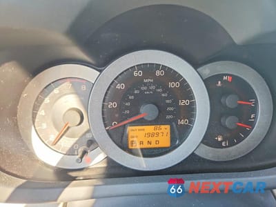 Zdjęcie 9 z 13 samochodu: 2006 TOYOTA RAV4 BASE VIN:JTMZD33V966006616 - miniatura