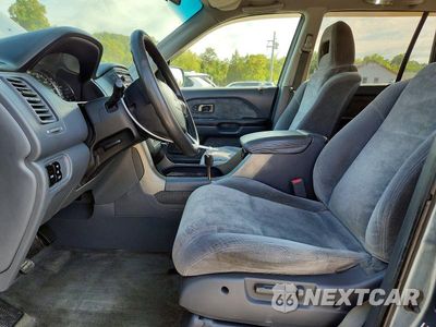 Zdjęcie 7 z 13 samochodu: 2005 HONDA PILOT EX VIN:5FNYF18465B044950 - miniatura