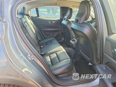Zdjęcie 10 z 12 samochodu: 2020 VOLVO S60 T6 MOMENTUM VIN:7JRA22TK0LG065189 - miniatura