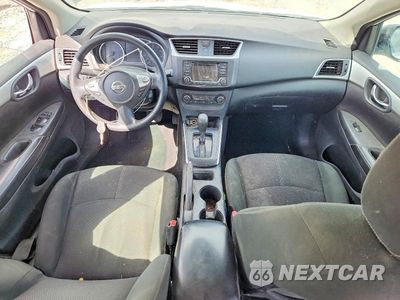 Zdjęcie 8 z 13 samochodu: 2018 NISSAN SENTRA S VIN:3N1AB7AP1JY292156 - miniatura