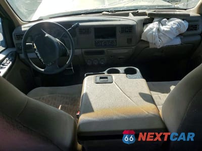 Zdjęcie 8 z 12 samochodu: 2000 FORD F250 SUPER DUTY VIN:3FTNW20F5YMA63513 - miniatura