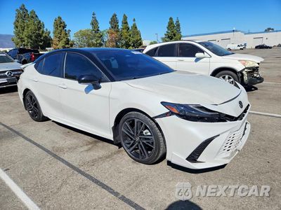 Czwarte zdjęcie samochodu z boku: 2026 TOYOTA CAMRY XSE VIN:4T1DAACK8TU230038 - miniatura