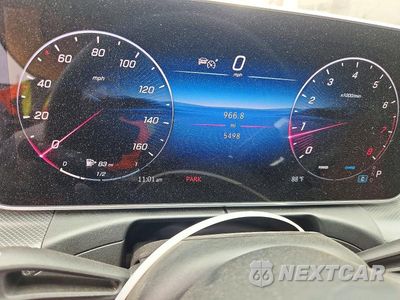 Zdjęcie 9 z 13 samochodu: 2026 MERCEDES-BENZ 300C VIN:W1KAF4GB9TR312907 - miniatura