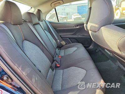 Zdjęcie 10 z 12 samochodu: 2018 TOYOTA CAMRY LE VIN:4T1B11HK0JU618135 - miniatura