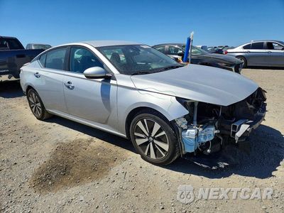Czwarte zdjęcie samochodu z boku: 2021 NISSAN ALTIMA SV VIN:1N4BL4DV2MN327298 - miniatura