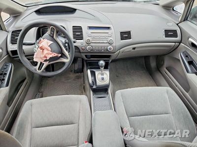 Zdjęcie 8 z 13 samochodu: 2009 HONDA CIVIC LX VIN:2HGFA16509H310577 - miniatura