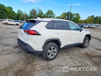 Trzecie zdjęcie samochodu z tyłu: 2023 TOYOTA RAV4 XLE VIN:2T3P1RFV2PC361434 - miniatura