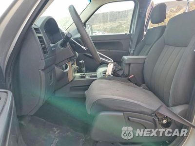 Zdjęcie 7 z 13 samochodu: 2012 JEEP LIBERTY SPORT VIN:1C4PJMAK7CW209837 - miniatura