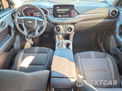 Zdjęcie 8 z 12 samochodu: 2023 CHEVROLET BLAZER 2LT VIN:3GNKBHR43PS119906 - miniatura