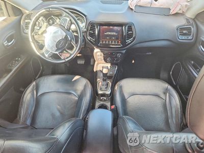 Zdjęcie 8 z 12 samochodu: 2018 JEEP COMPASS LIMITED VIN:3C4NJDCB0JT116858 - miniatura