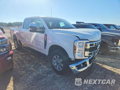 Czwarte zdjęcie samochodu z boku: 2024 FORD F250 SUPER DUTY VIN:1FT7W2BN9RED57419 - miniatura