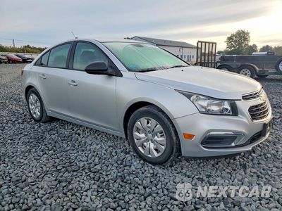 Czwarte zdjęcie samochodu z boku: 2015 CHEVROLET CRUZE LS VIN:1G1PB5SG3F7251703 - miniatura
