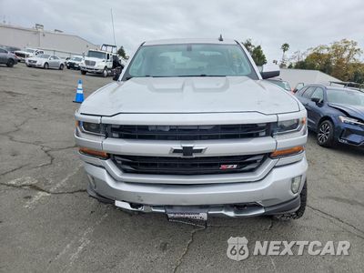 Piąte zdjęcie samochodu w środku: 2017 CHEVROLET SILVERADO K1500 LT VIN:3GCUKREC3HG125035 - miniatura